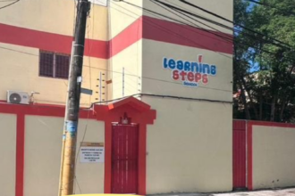 Colegio aclara cobro por trámites tras queja de madre viralizada en redes sociales