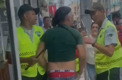 Digesett en Santiago: multa termina en enfrentamiento y agresión a conductor