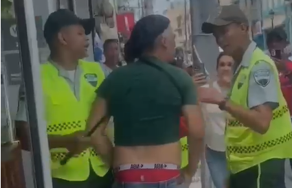 Digesett en Santiago: multa termina en enfrentamiento y agresión a conductor