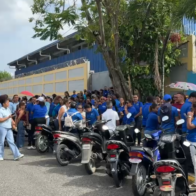 ADP protesta en distritos educativos y advierte sobre inicio de clases en centros con problemas