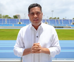 Ministro Kelvin Cruz aclara acceso al Estadio Olímpico Félix Sánchez para atletas de alto rendimiento
