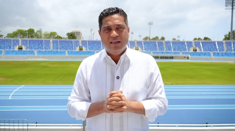 Ministro Kelvin Cruz aclara acceso al Estadio Olímpico Félix Sánchez para atletas de alto rendimiento