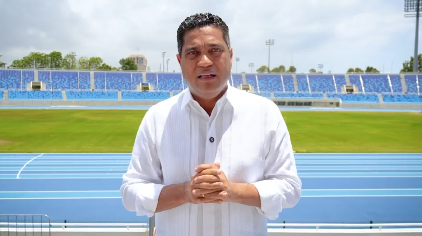 Ministro Kelvin Cruz aclara acceso al Estadio Olímpico Félix Sánchez para atletas de alto rendimiento