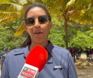 Alcaldesa de Las Galeras, agradece operativo y destaca acciones contra el sargazo