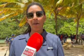 Alcaldesa de Las Galeras, agradece operativo y destaca acciones contra el sargazo