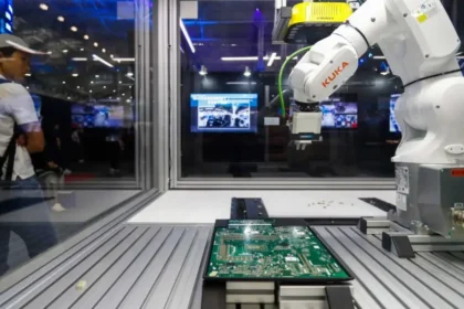 Taiwán propone ayuda universal de 314 dólares por auge de la IA