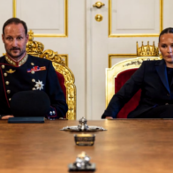 Haakon VIII se dirige este sábado por primera vez como rey a la nación noruega