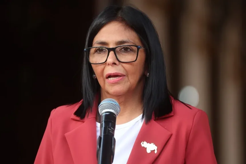 Delcy Rodríguez recibe en Caracas a la primera ministra de Barbados para fortalecer cooperación bilateral