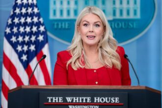 Trump anunció que Karoline Leavitt dejará a fin de mes su cargo como secretaria de prensa de la Casa Blanca