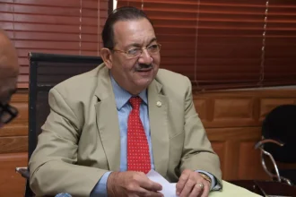 Senador Cristóbal Castillo pide declarar a Hato Mayor en estado de emergencia por fuerte sequía
