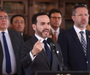 De la Espriella decreta emergencia económica en 15 departamentos por 30 días