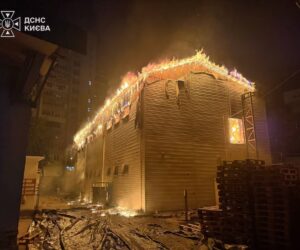 Zelensky denuncia ataque ruso que dejó 14 muertos