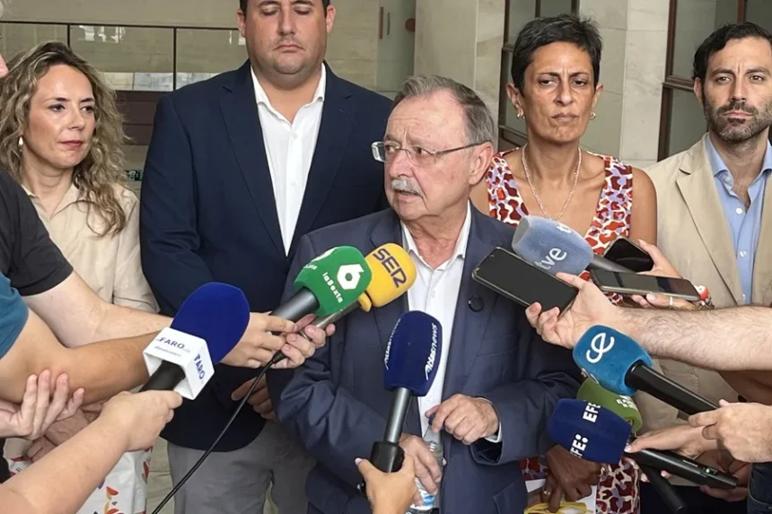 Vivas sitúa entre 8.000 y 11.000 los migrantes que siguen en Ceuta y exige su retorno