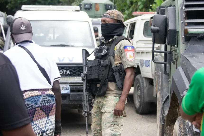 Haití: jefe de banda amenaza con matar a más de 60 rehenes tras masacre de 47 personas