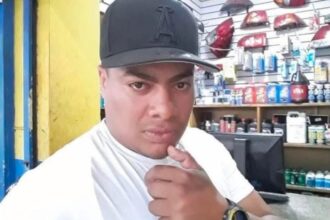 Joven muere tras chocar motocicleta contra un caballo en carretera de Monte Plata