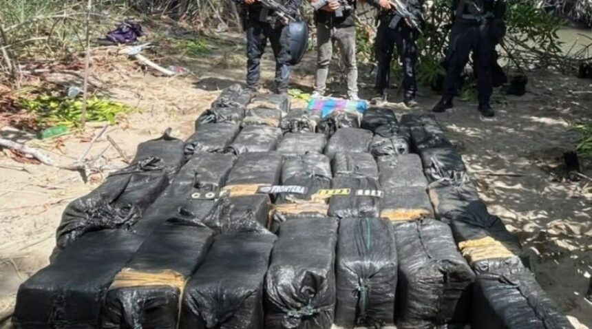 Honduras localiza 1,5 toneladas de cocaína en zona de manglares en las últimas 48 horas