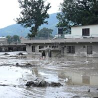 Riada en Nepal deja 403 desaparecidos, incluidos dos españoles