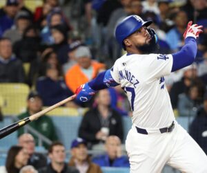 Dodgers se apoyan en el poder de Teóscar y el dominio de Glasnow para ganar serie en Detroit