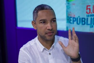 Máximo Romero advierte que la paz entre el PLD y Fuerza del Pueblo es imposible