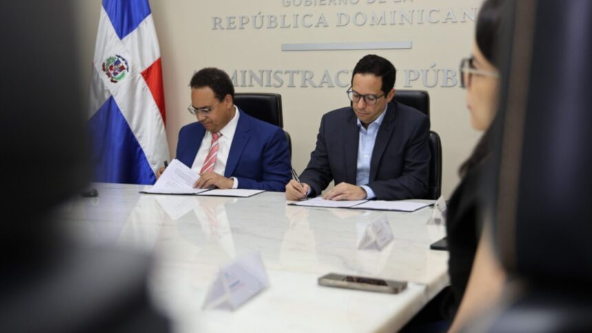 El MAP y SIE buscan fortalecer competencias de técnicos electricistas del sector público