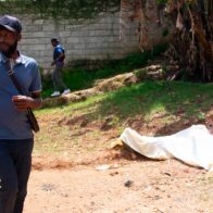 Bandas en Haití amenazan con matar a decenas de rehenes tras masacre