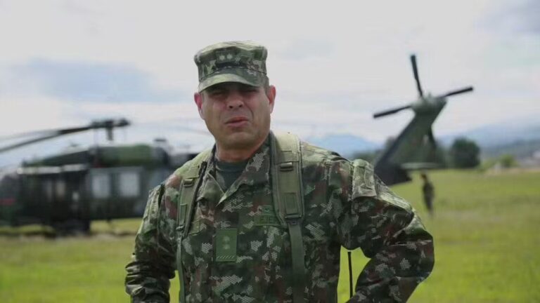 Ejército colombiano usó 36 militares para escoltar a supuesto narcotraficante