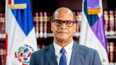 Juez de la Suprema revela que tuvo que tomar un préstamo para pagar el colegio de sus hijos