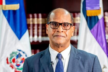 Juez de la Suprema revela que tuvo que tomar un préstamo para pagar el colegio de sus hijos