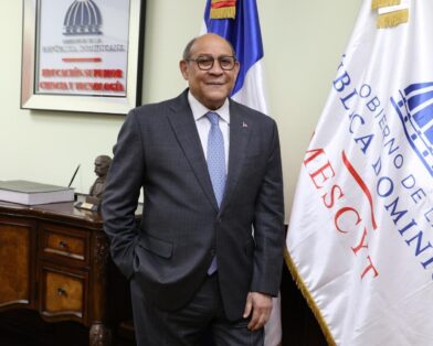MESCyT explica quiénes pueden optar por “Excelencia sin Barreras”