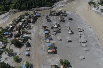 La ONU alerta de la dificultad para acceder a las zonas más afectadas por la riada en Nepal