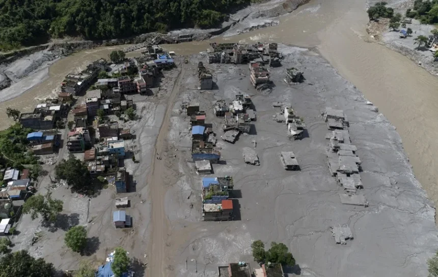 La ONU alerta de la dificultad para acceder a las zonas más afectadas por la riada en Nepal