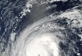 El tifón Saudel se acerca a la costa oriental china tras paso de Narra por el sur del país