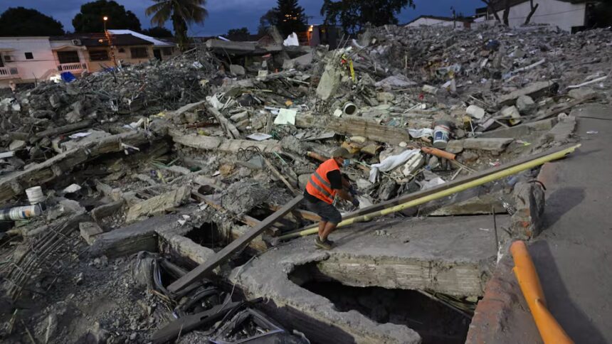 Suben a 331 los muertos por el terremoto de magnitud 7,4 de hace dos semanas en Colombia