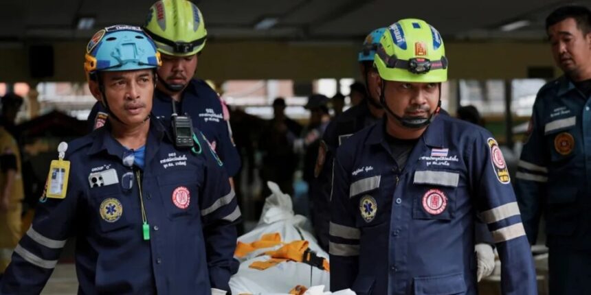 Adolescente mata a cinco maestros en escuela de Tailandia tras asesinar a sus abuelos