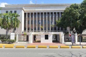 Minerd trabaja para sumar 1,500 nuevas aulas de cara al próximo año escolar