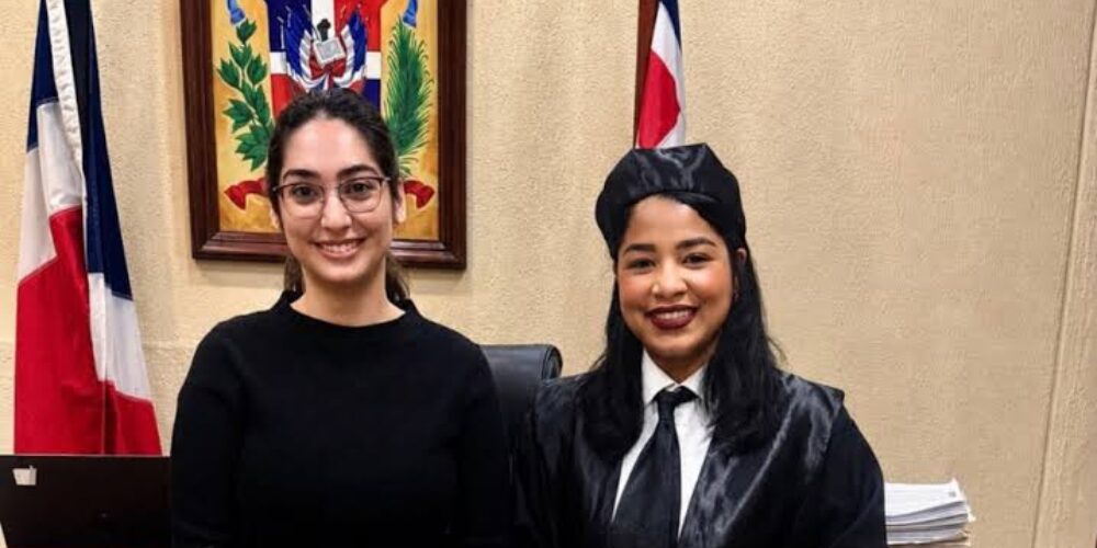 Jueza de violencia de género recibe a Graciela Abinader durante visita de formación judicial
