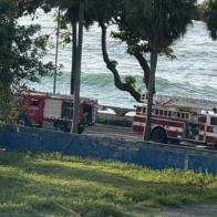 Tres fuertes detonaciones generan alarma y columna de humo en el Malecón de Santo Domingo