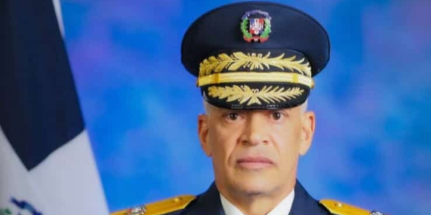 Abinader designa a Ernesto Rodríguez García como nuevo director de la PN