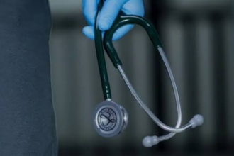 Día Nacional del Médico encuentra al gremio entre denuncias y reclamos por atención primaria