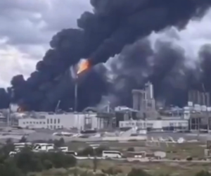 Asciende a ocho el número de muertos tras incendio en planta de gas rusa