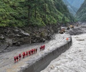 Portugal localiza a 2 nacionales tras riada en Nepal, pero registra otros 2 desaparecidos