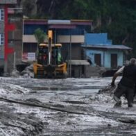 Nepal eleva a más de 1.900 los desaparecidos por la riada tras sumar 933 trabajadores
