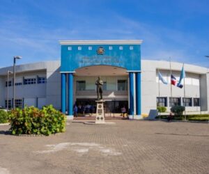 Someten a dominicano por presunta emboscada contra unidad de Migración en Villa Mella