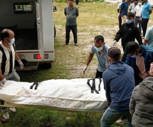Devastadoras inundaciones en Nepal dejan 903 muertos y más de 4,200 desaparecidos