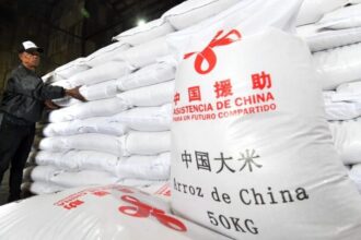 Cuba recibe de China un nuevo donativo de 15.000 toneladas de arroz