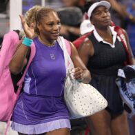 Venus y Serena Williams emocionan a Cincinnati con su regreso en dobles