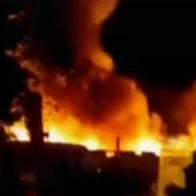 Incendio en vertedero de Cancino Adentro cubre de humo a sectores de Santo Domingo Este