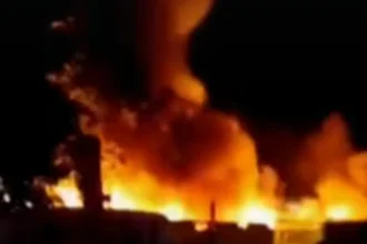 Incendio en vertedero de Cancino Adentro cubre de humo a sectores de Santo Domingo Este