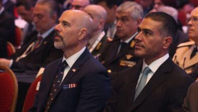 Jefe de la DEA llama a Harfuch “socio de confianza y buen amigo de Estados Unidos” en cumbre de Buenos Aires