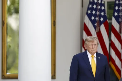 Trump responsabiliza a Biden por la muerte de 13 estadounidenses en atentado de Kabul